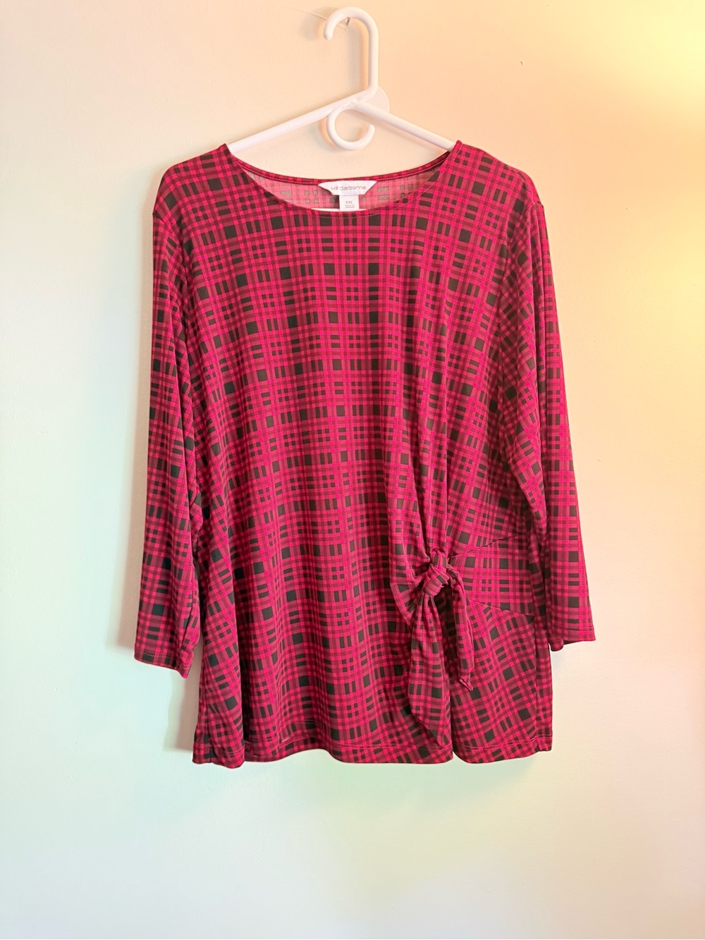 Liz Claiborne Red Plaid Long-Sleeve Tie-Side Top